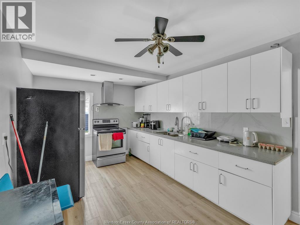 Photo 14 of 364 Crawford Avenue, Windsor ON