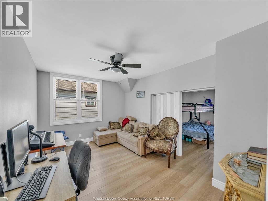 Photo 30 of 364 Crawford Avenue, Windsor ON