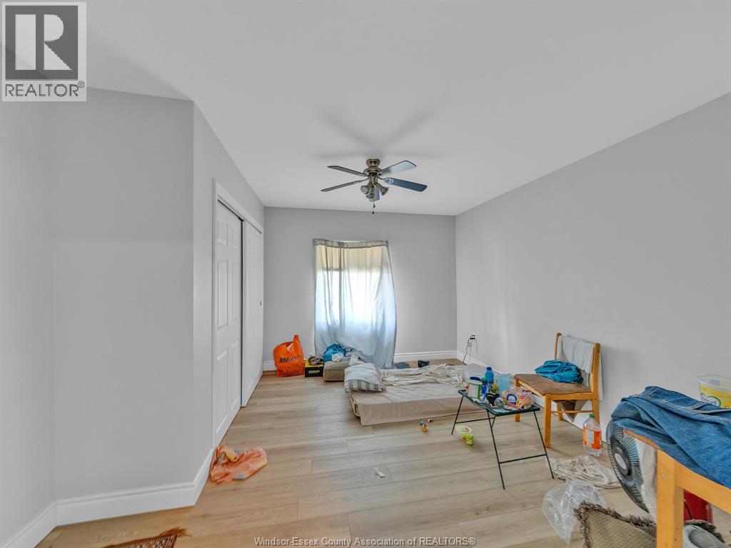 Photo 9 of 364 Crawford Avenue, Windsor ON