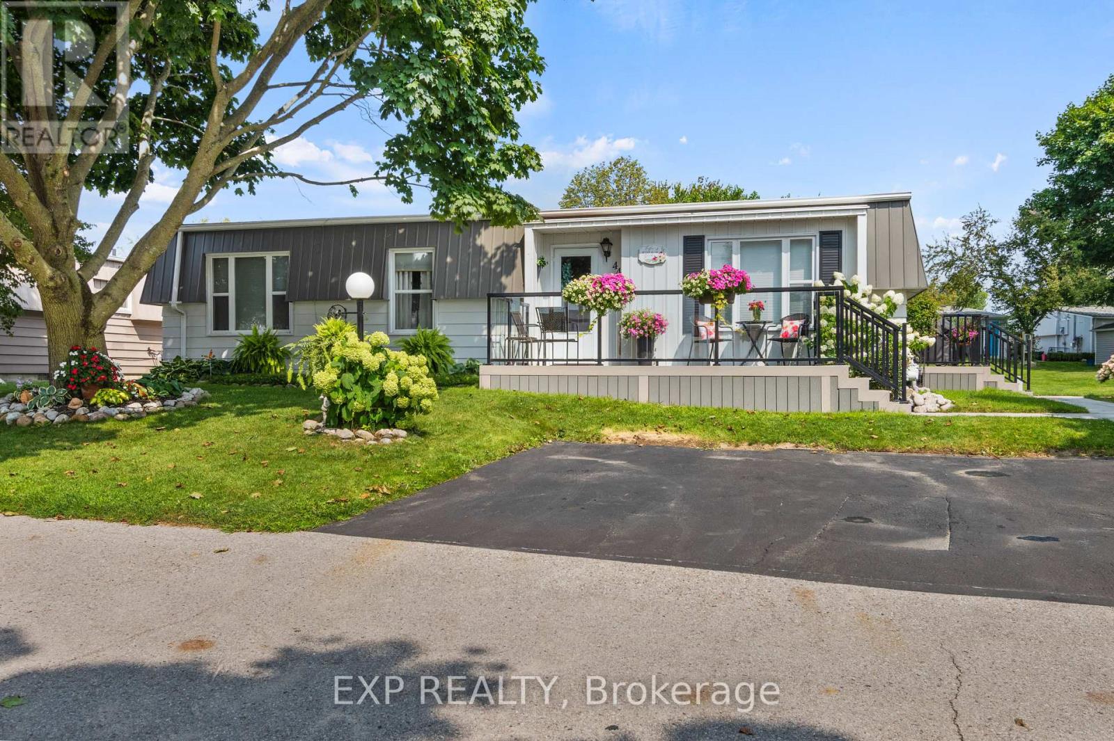 Photo 1 of 44 Bluffs Road, Clarington ON