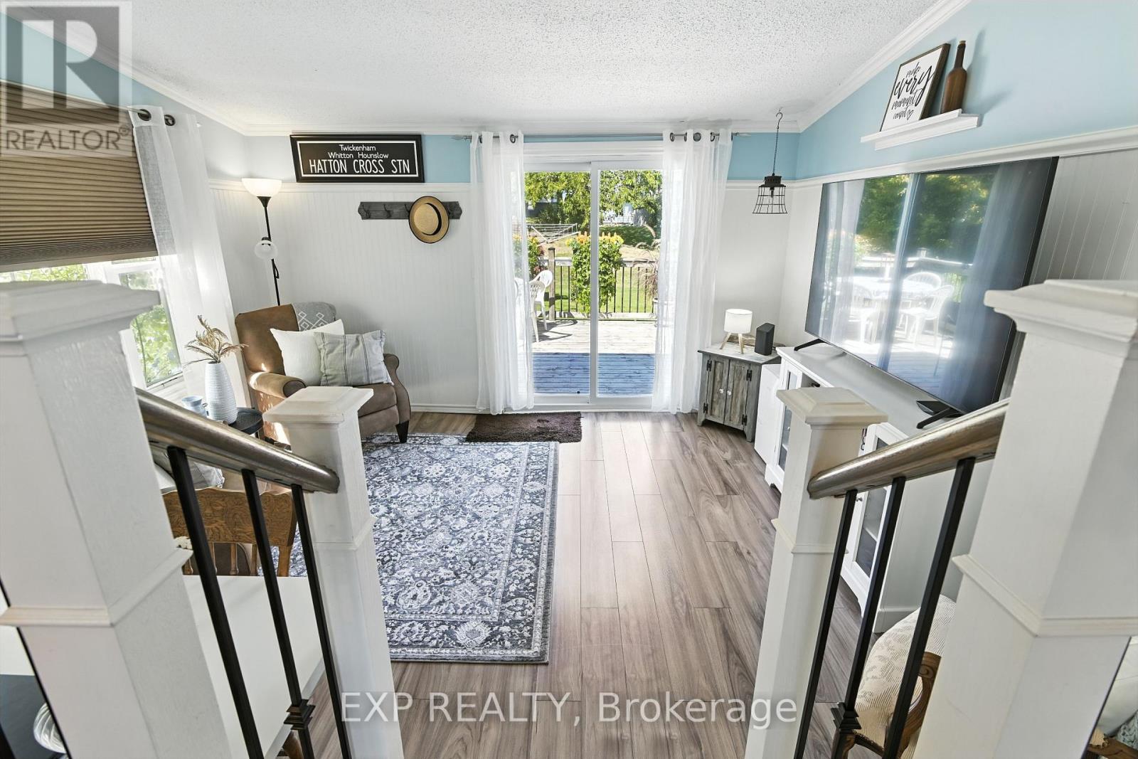 Photo 20 of 44 Bluffs Road, Clarington ON