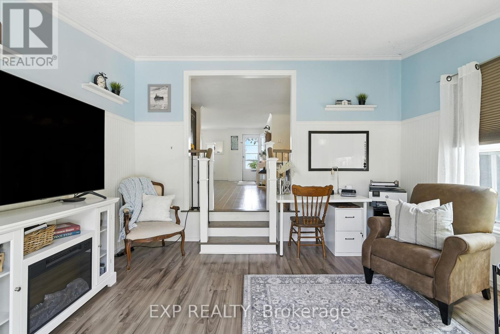 Photo 22 of 44 Bluffs Road, Clarington ON