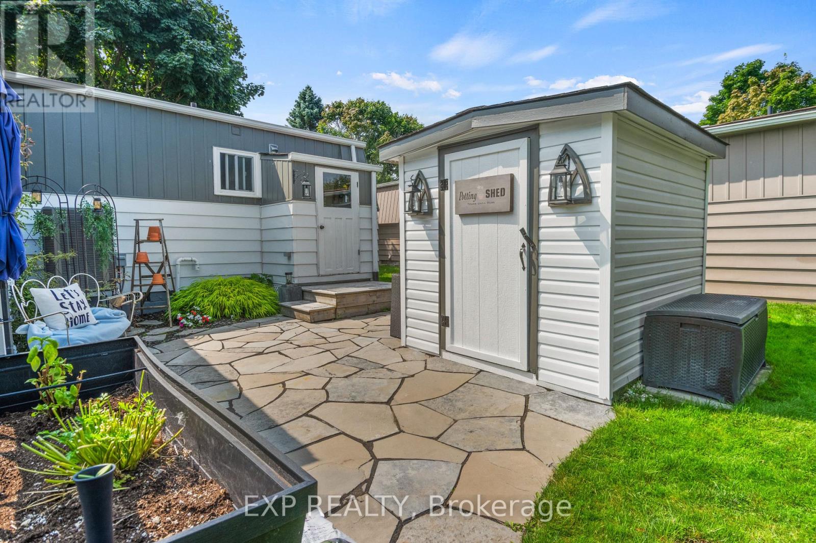 Photo 28 of 44 Bluffs Road, Clarington ON