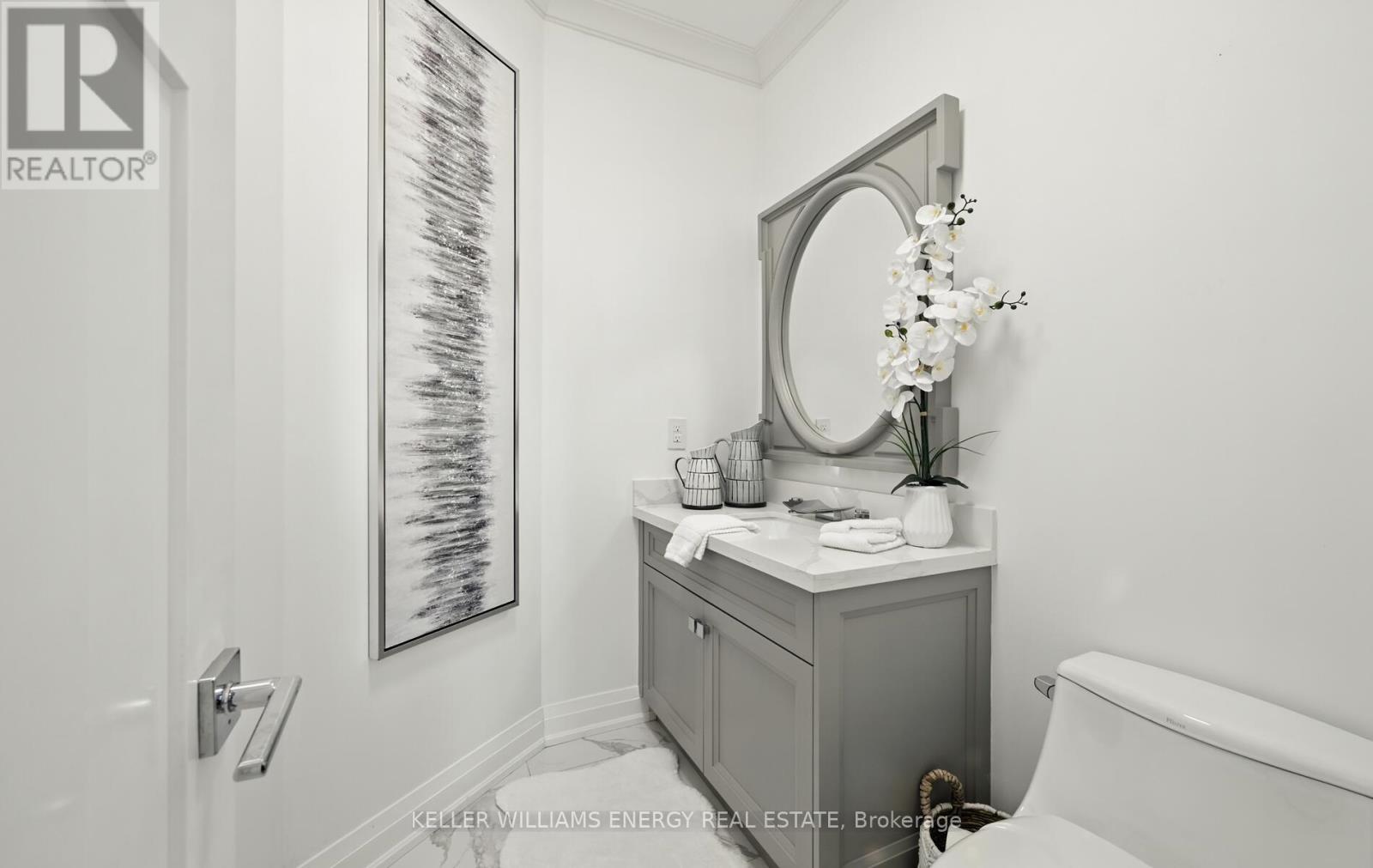 Photo 16 of 96 Kingsdale Drive, Oshawa ON