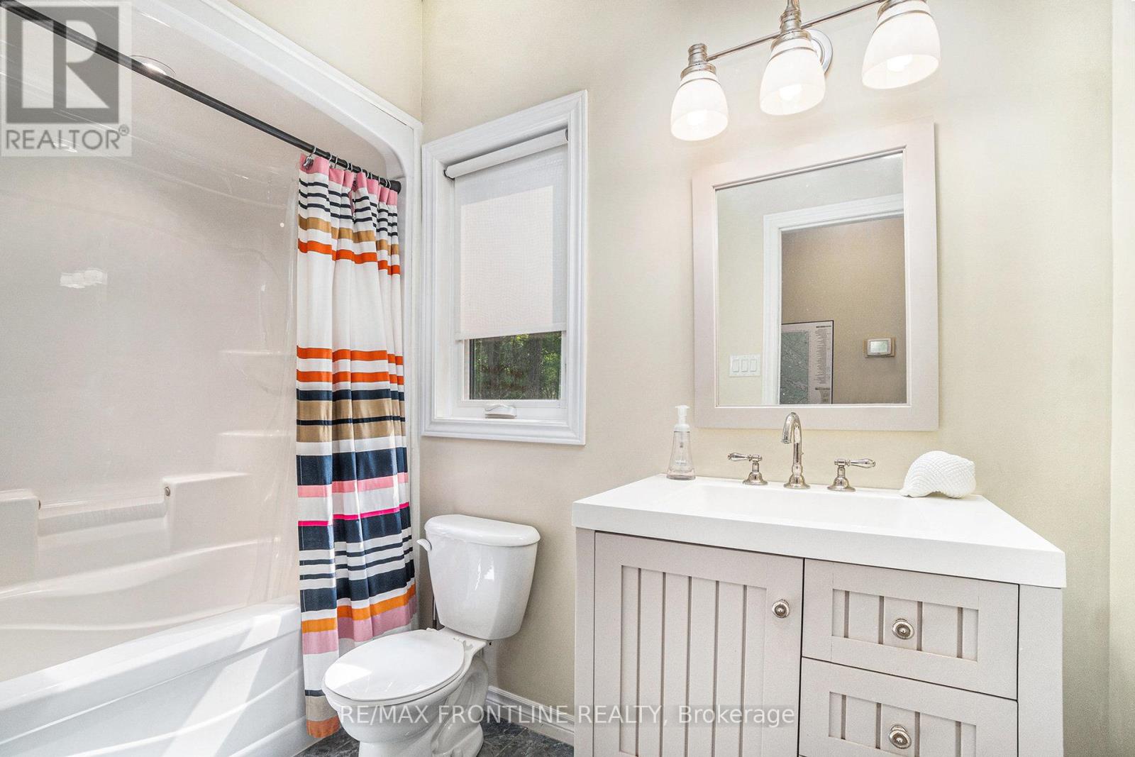 Photo 24 of 1020 Carson Trail Road, Frontenac ON