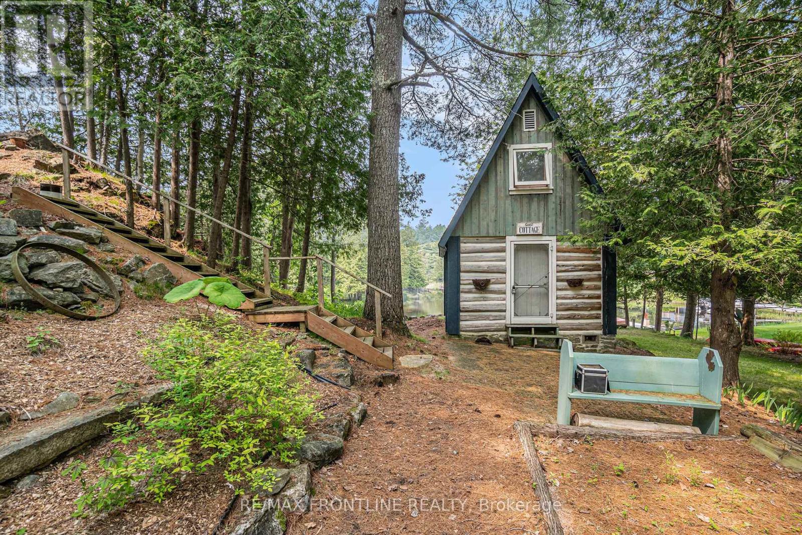 Photo 5 of 1020 Carson Trail Road, Frontenac ON