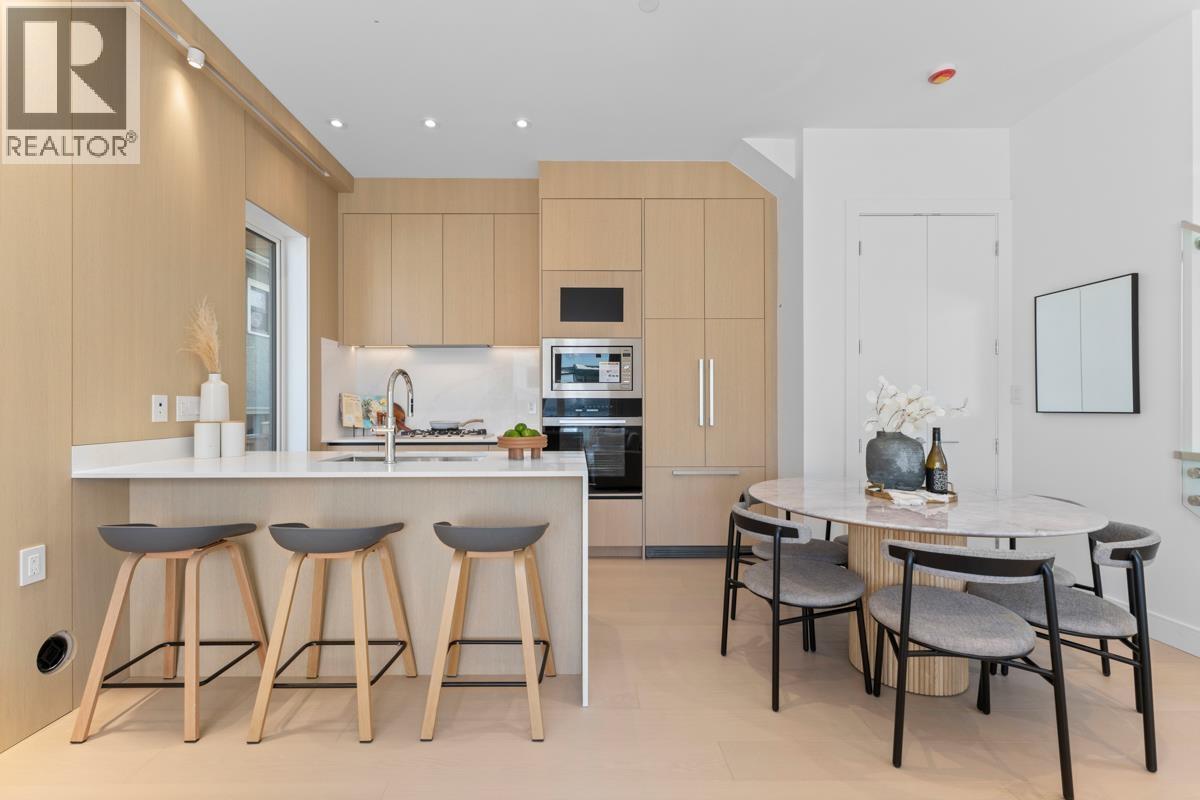 Photo 3 of 1 1315 W 64th Avenue, Vancouver BC