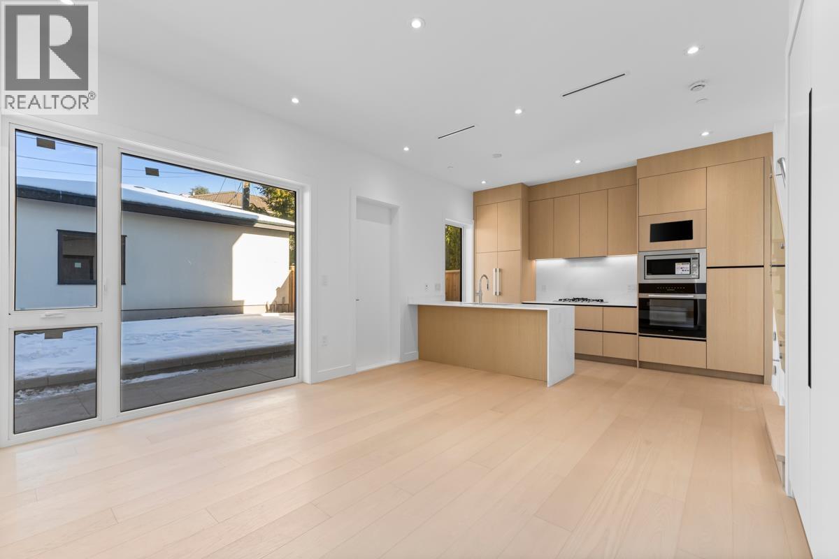 Photo 5 of 2 1315 W 64th Avenue, Vancouver BC