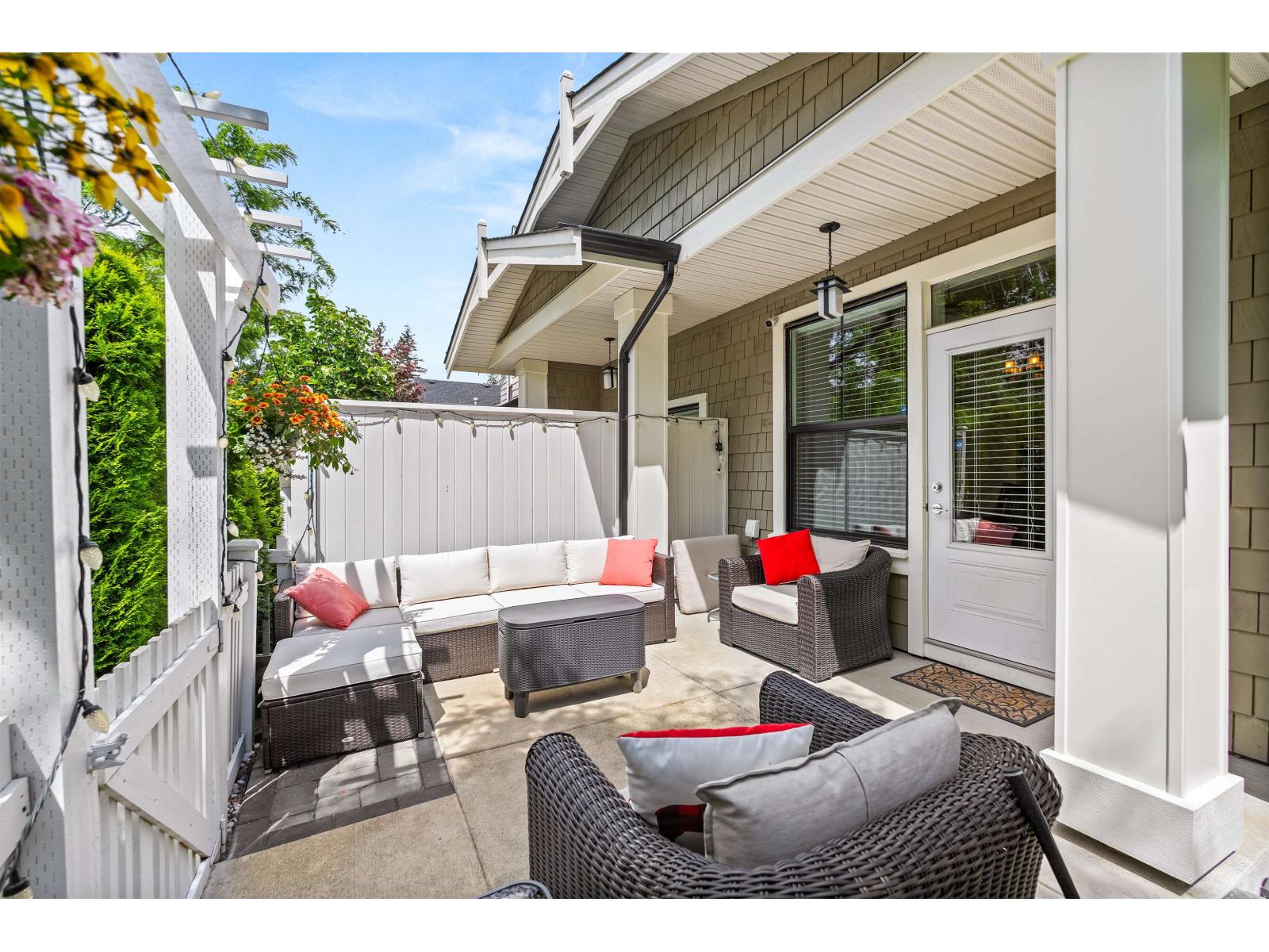 Photo 18 of 44 22057 49 Avenue, Langley BC