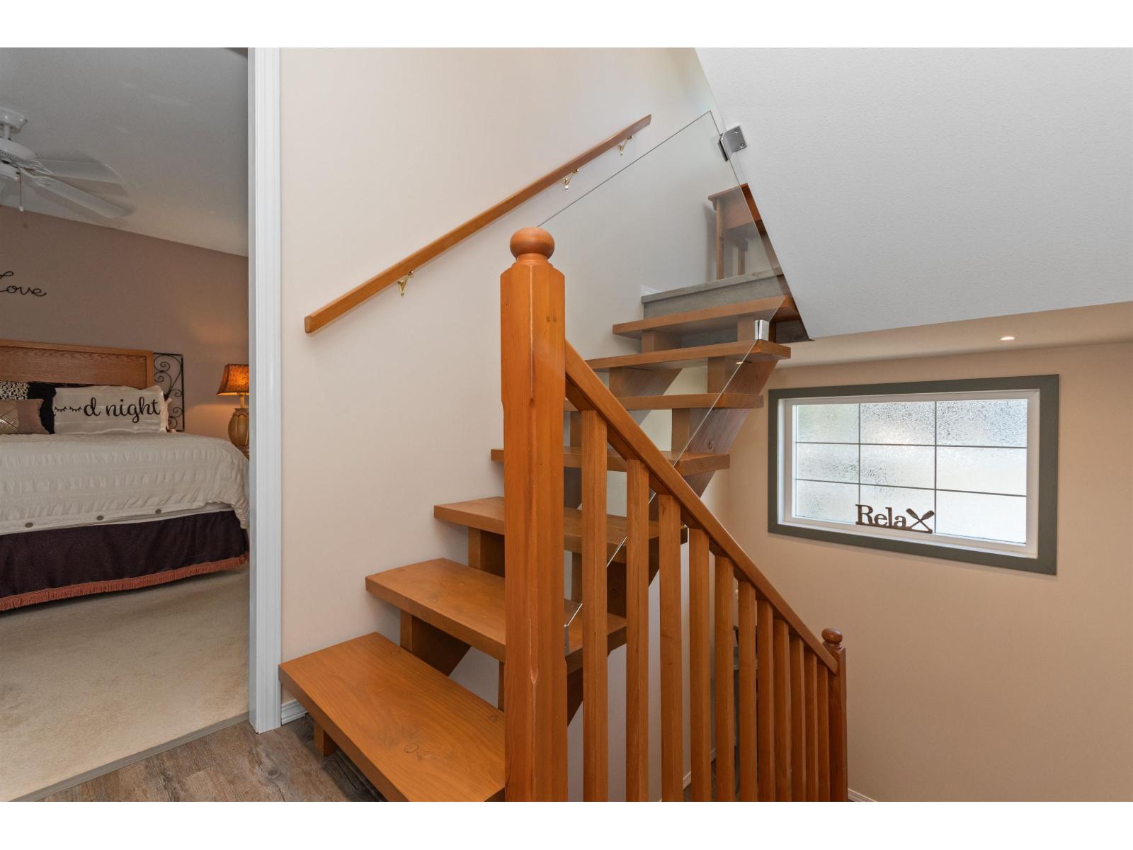 Photo 11 of 262 First Avenue Cultus Lake North, Cultus Lake BC
