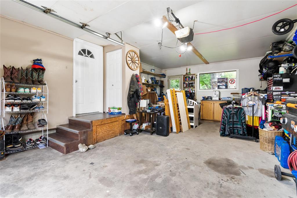Photo 16 of 171 Elmdale Street, Steinbach MB
