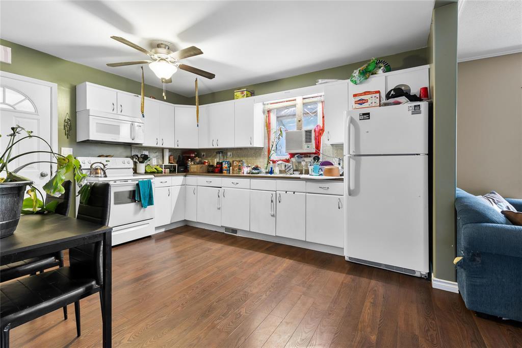 Photo 7 of 171 Elmdale Street, Steinbach MB