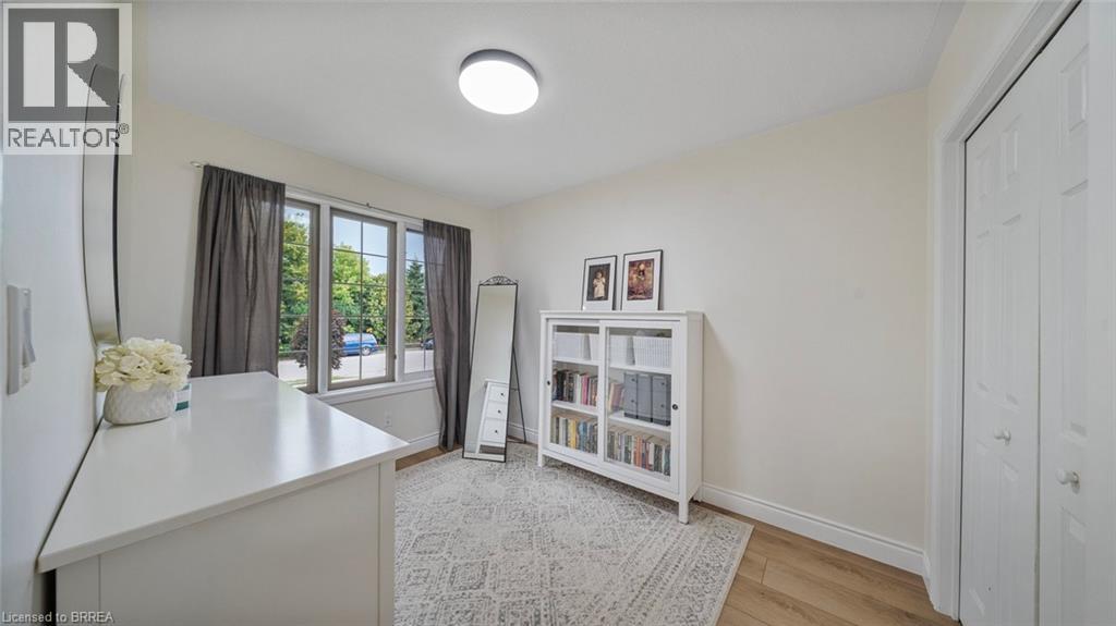 Photo 14 of 12 Steed Court, Brantford ON