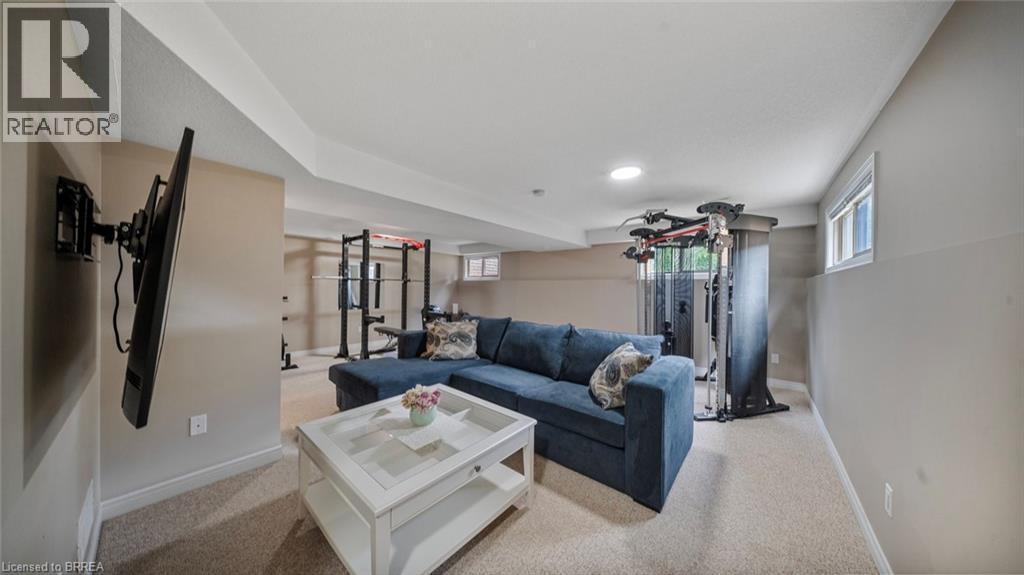 Photo 19 of 12 Steed Court, Brantford ON