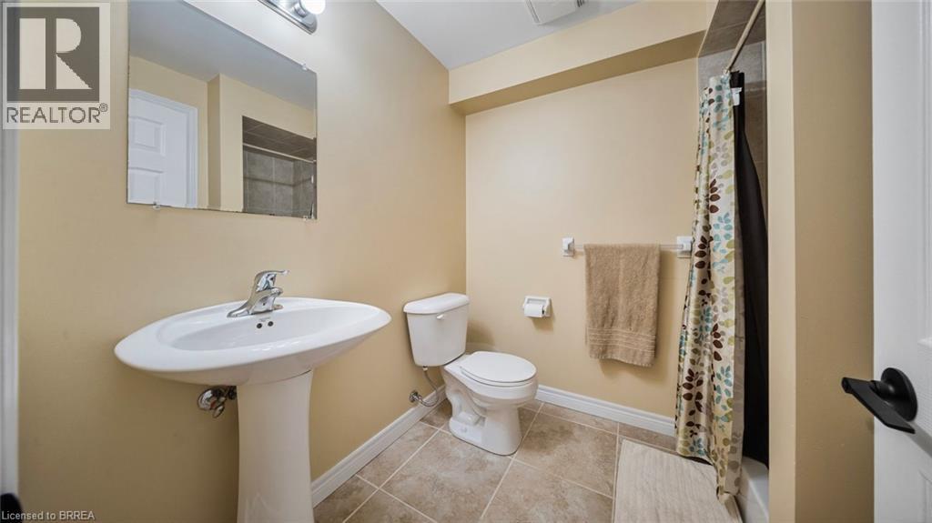 Photo 23 of 12 Steed Court, Brantford ON