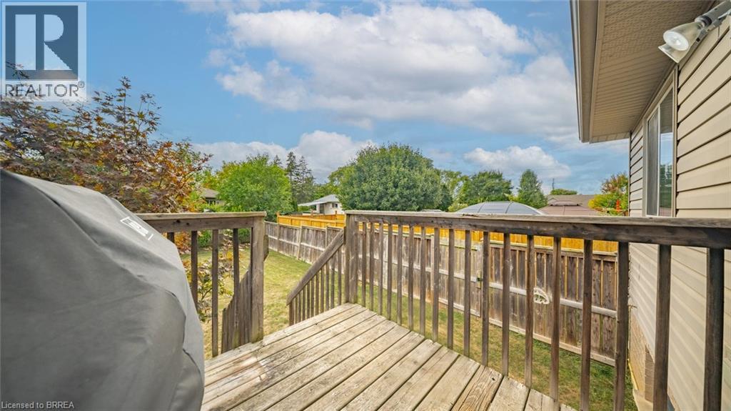 Photo 26 of 12 Steed Court, Brantford ON