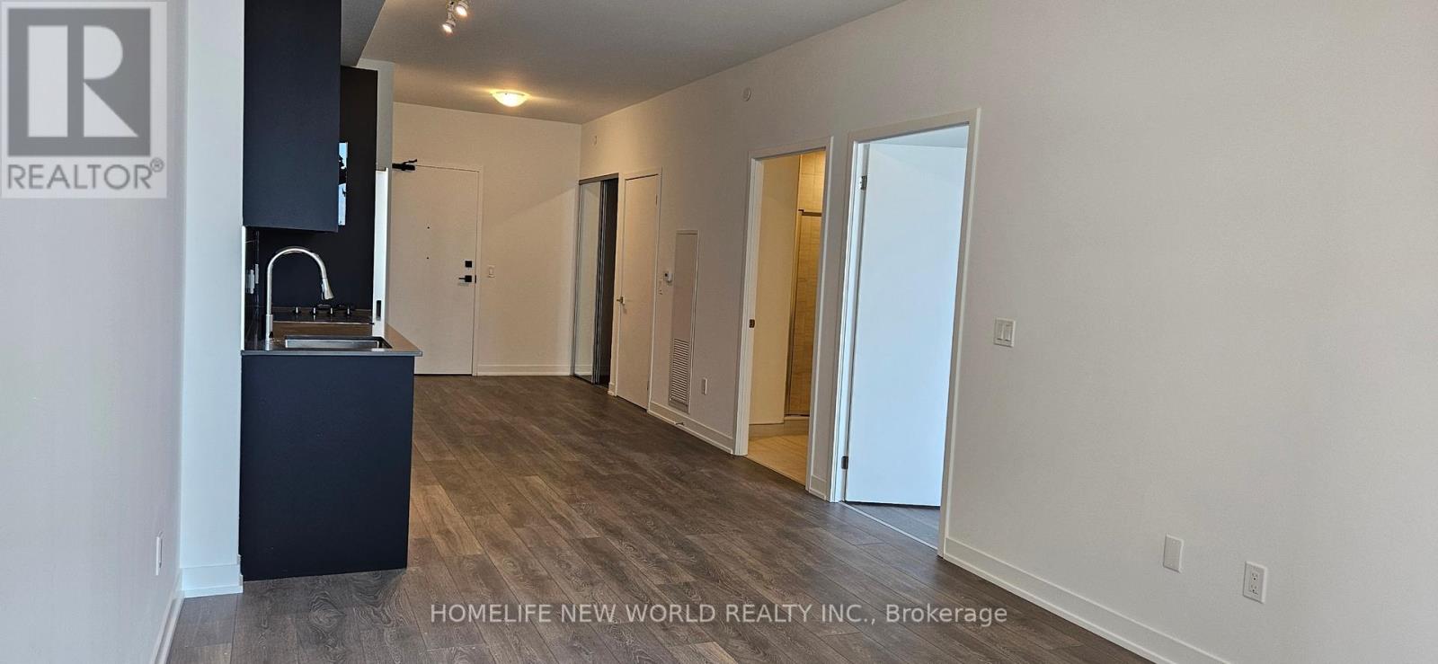 Photo 3 of 1031 498 Caldari Road, Vaughan ON