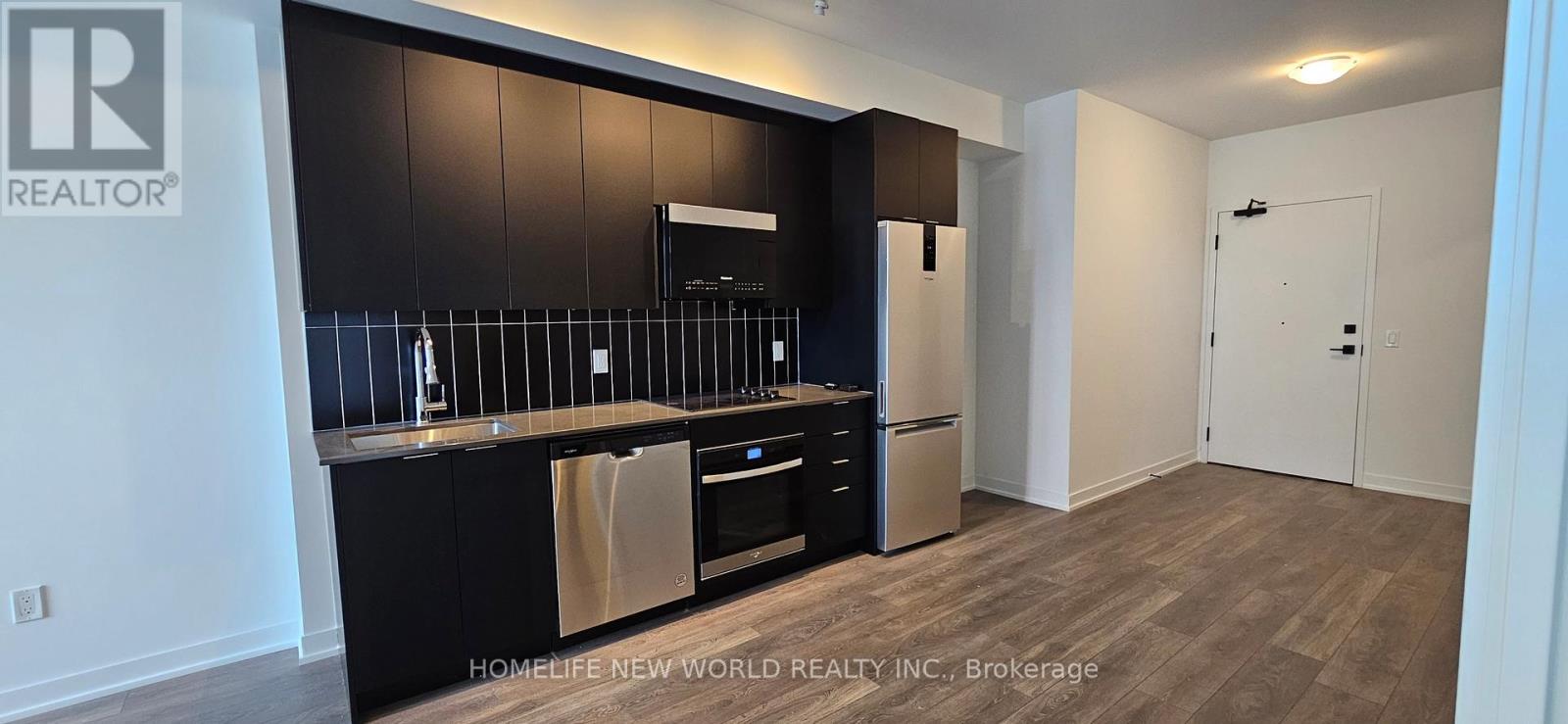 Photo 4 of 1031 498 Caldari Road, Vaughan ON