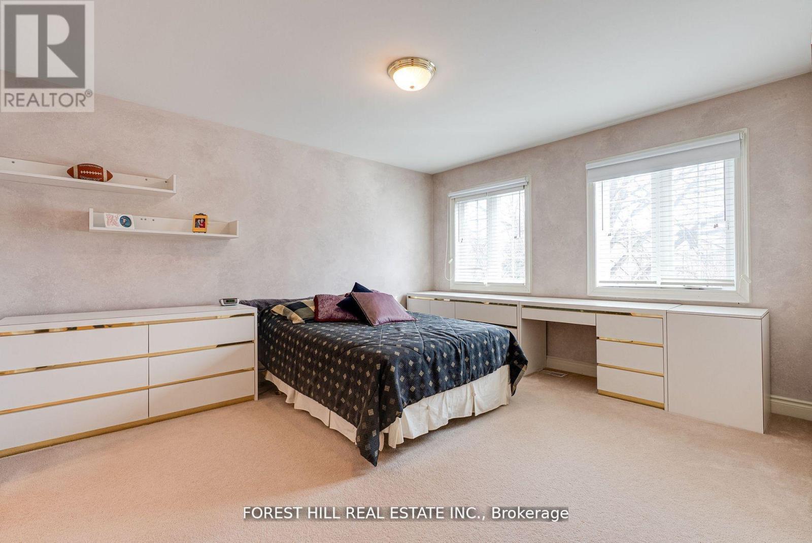 Photo 23 of 66 Sanibel Crescent, Vaughan ON