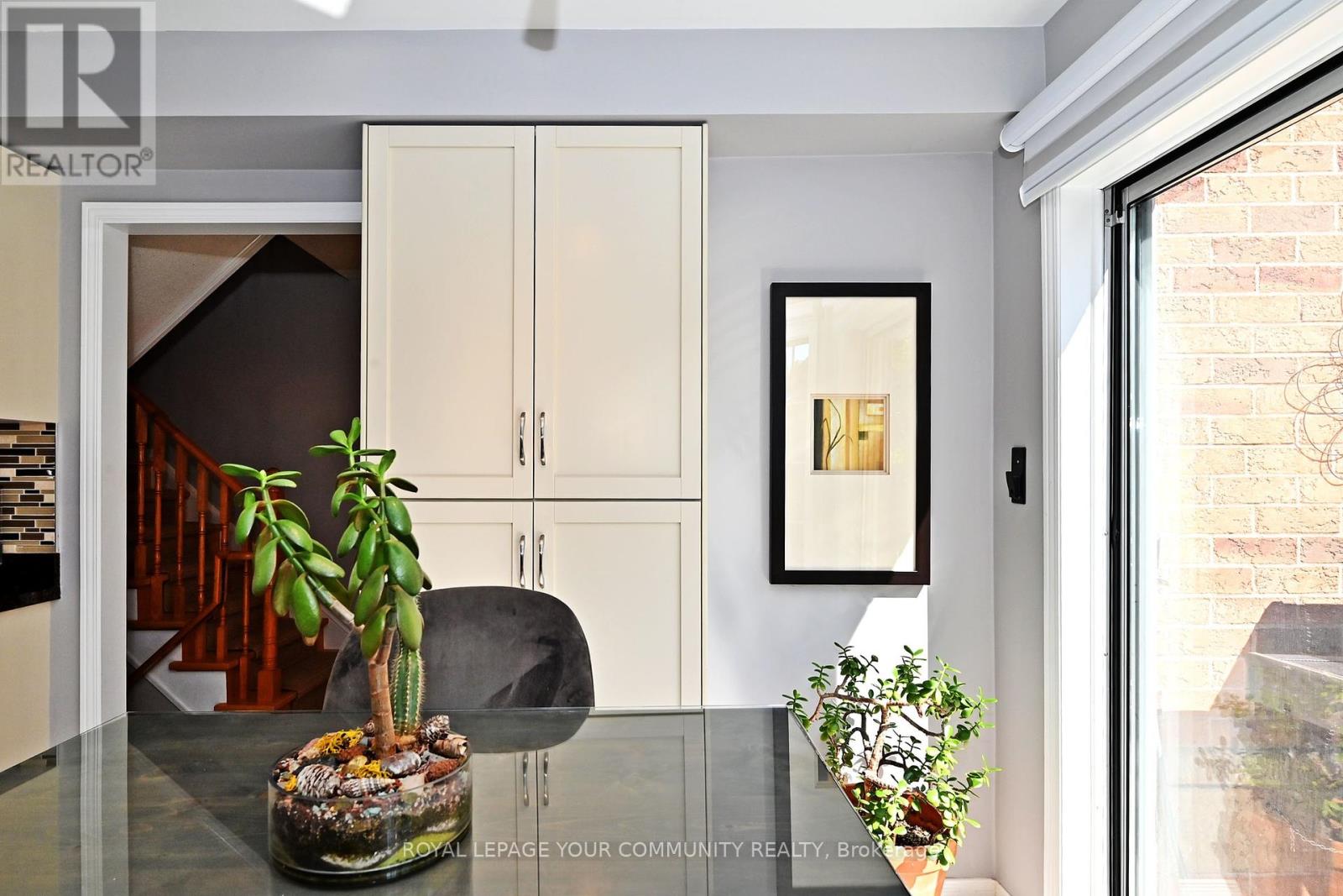 Photo 14 of 79 Mugford Rd, Aurora ON