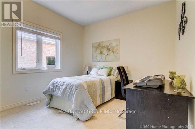 Photo 9 of 8 Foshan Avenue, Markham ON