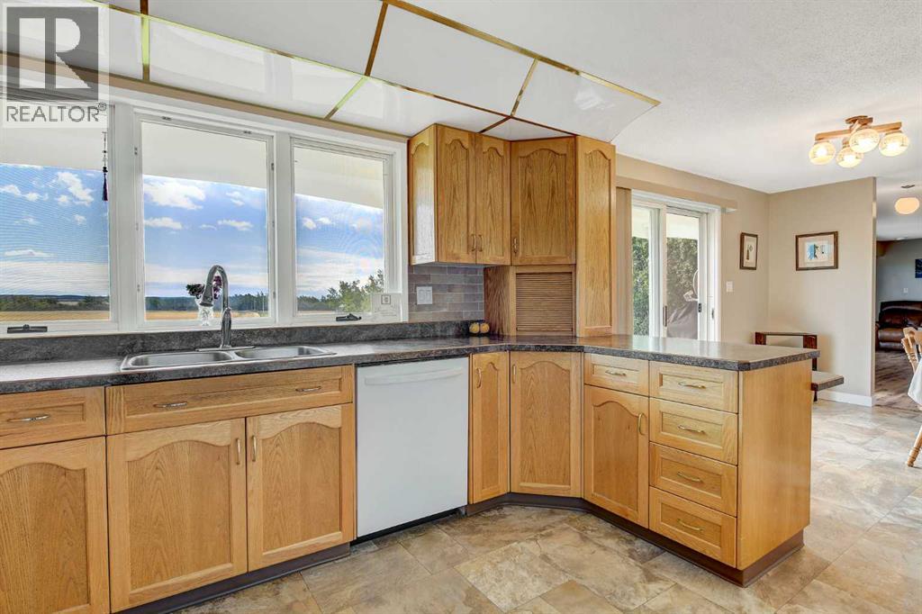 Photo 10 of 103048 725 Township, Rural Grande Prairie No 1 County Of AB