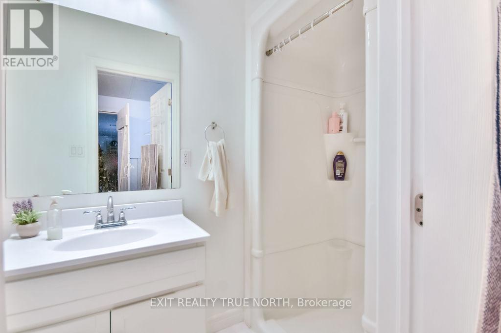 Photo 20 of 50 Marion Crescent, Barrie ON