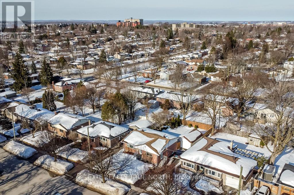 Photo 28 of 50 Marion Crescent, Barrie ON