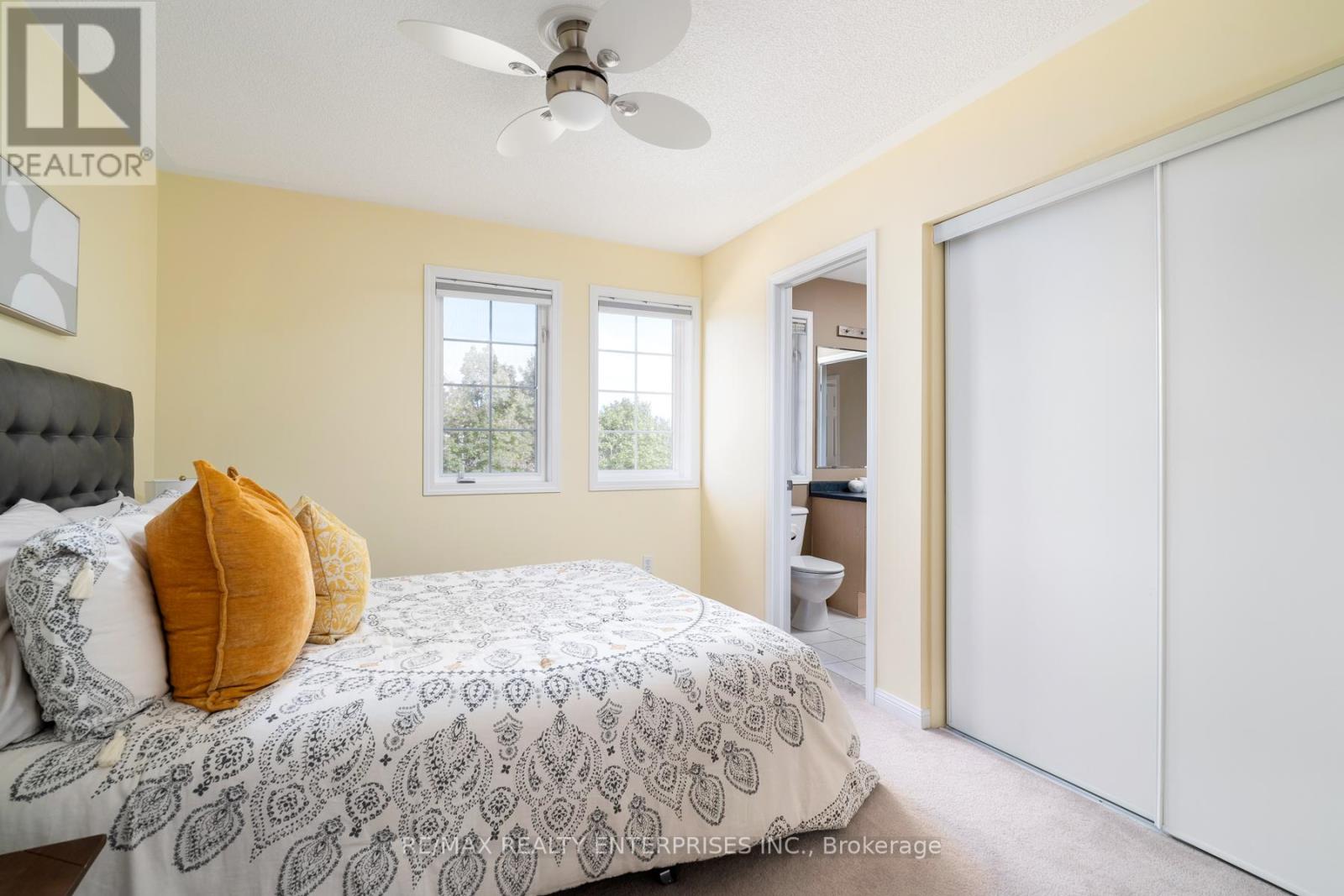 Photo 24 of 3941 Angus Walk, Mississauga ON