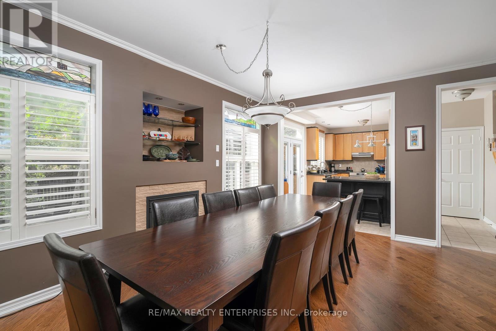 Photo 9 of 3941 Angus Walk, Mississauga ON