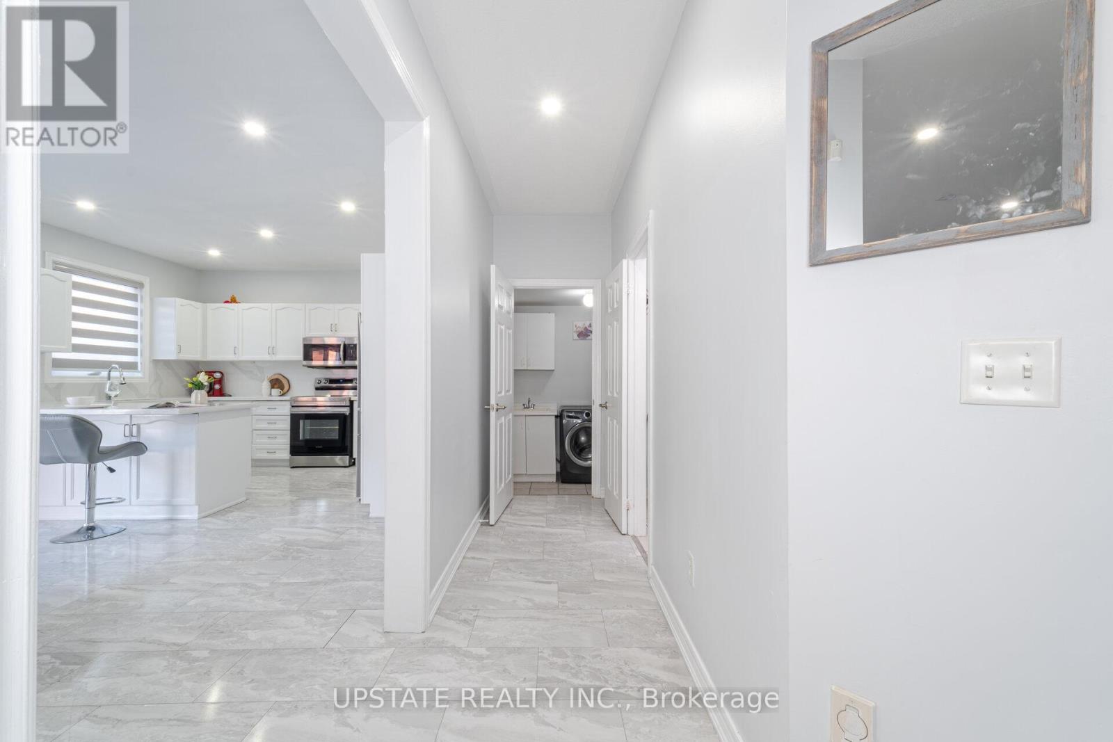 Photo 21 of 7 Millsborough Road, Brampton ON