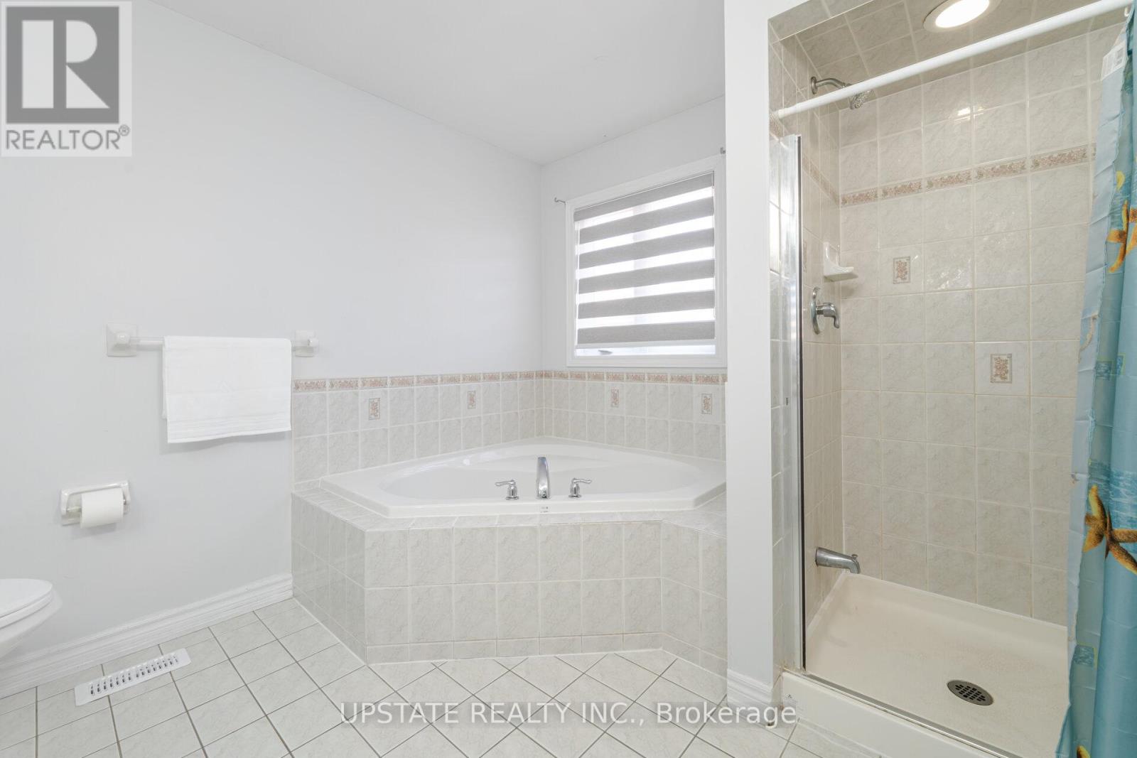 Photo 31 of 7 Millsborough Road, Brampton ON