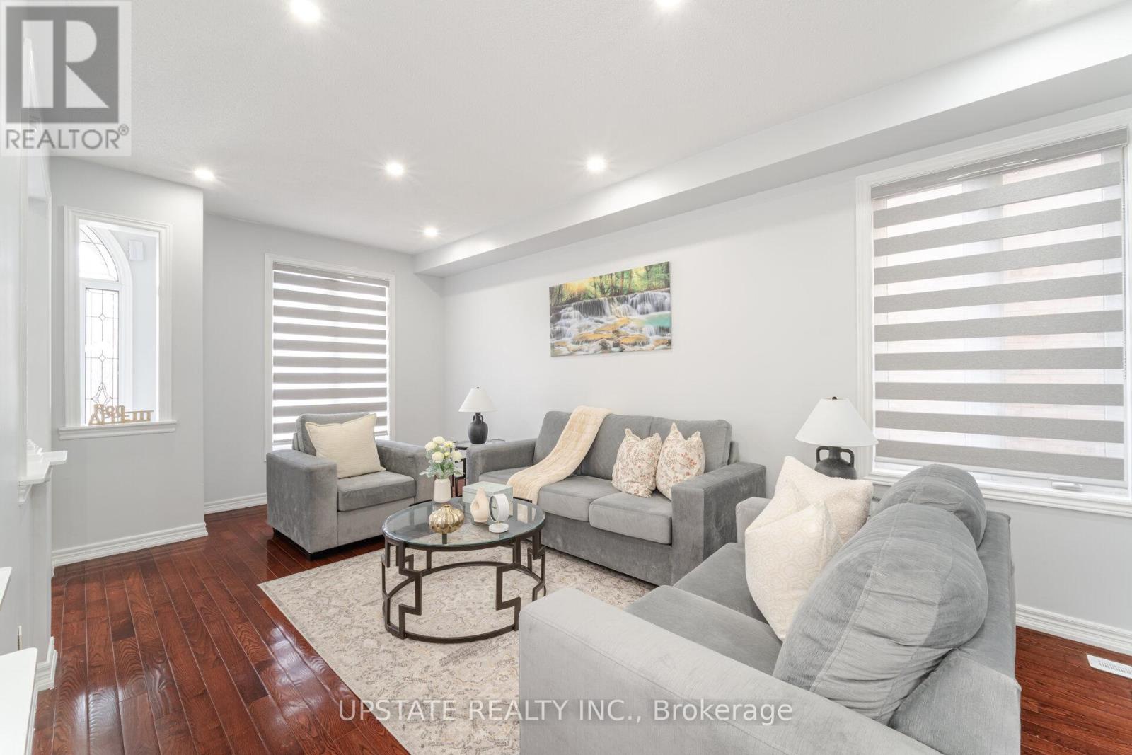 Photo 5 of 7 Millsborough Road, Brampton ON