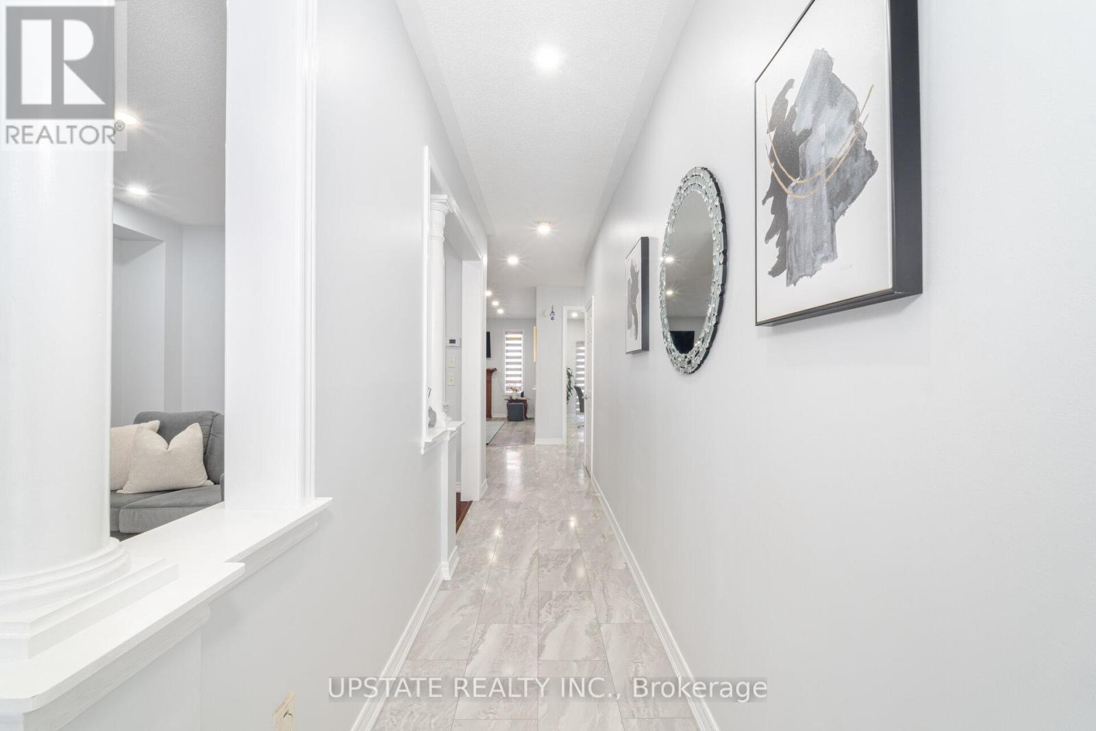 Photo 8 of 7 Millsborough Road, Brampton ON