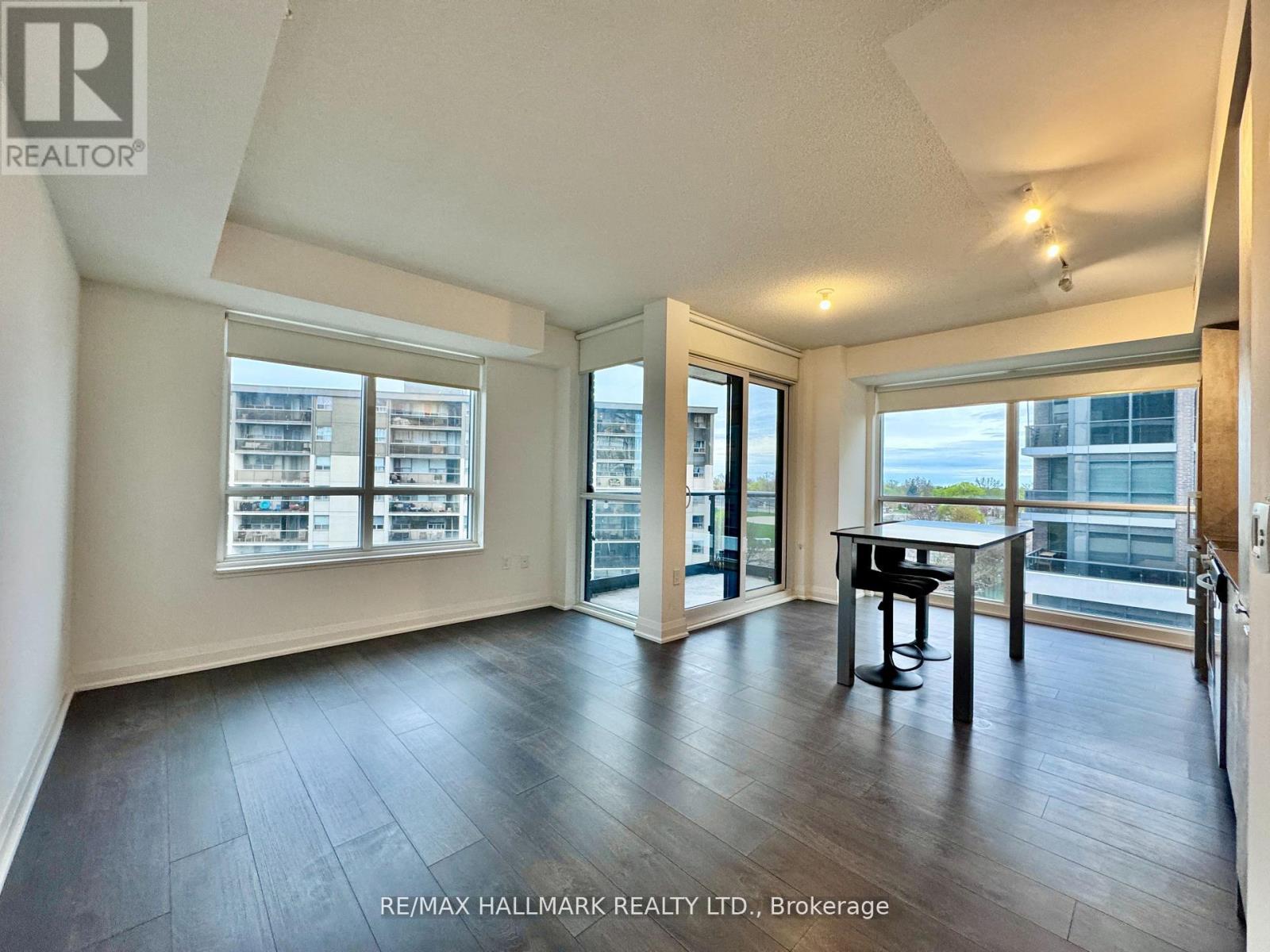 Photo 10 of 545 26 Gibbs Road, Toronto ON