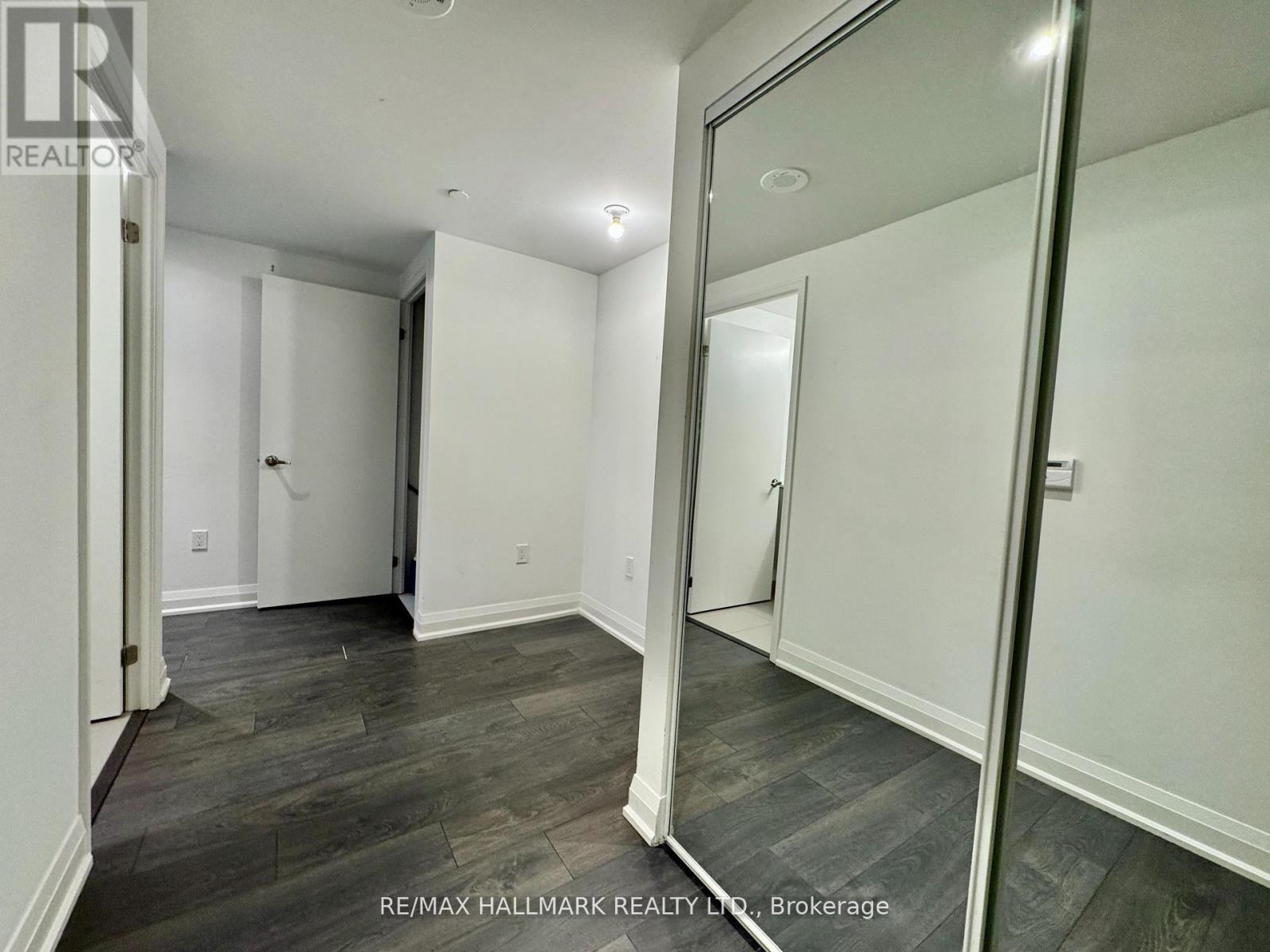 Photo 22 of 545 26 Gibbs Road, Toronto ON