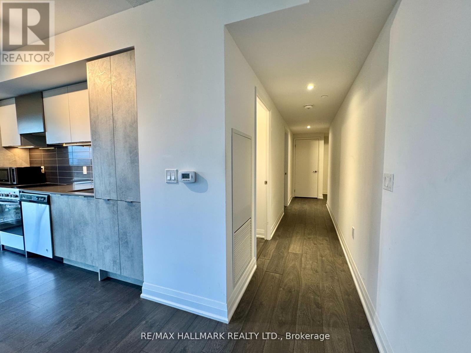 Photo 9 of 545 26 Gibbs Road, Toronto ON