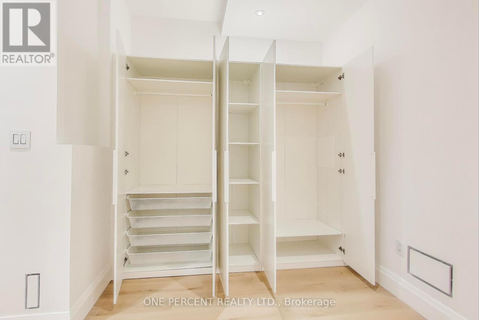 Photo 30 of 23 Mitchell Avenue, Toronto ON