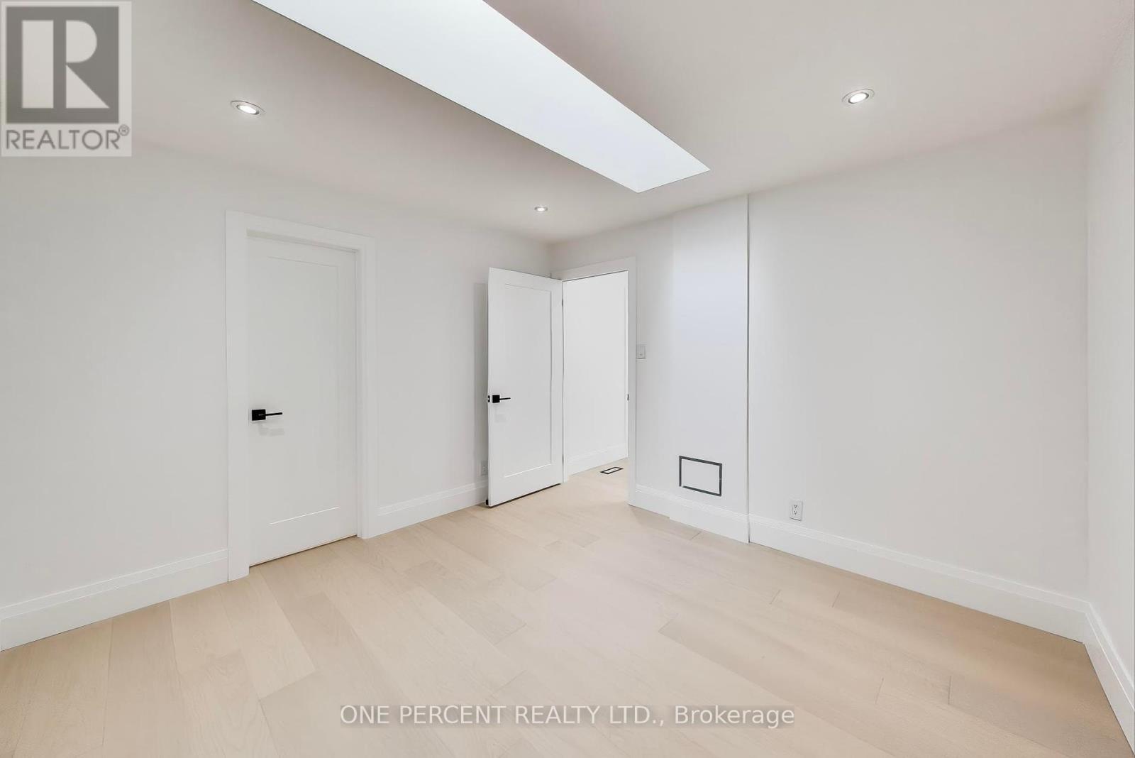 Photo 25 of 23 Mitchell Avenue, Toronto ON