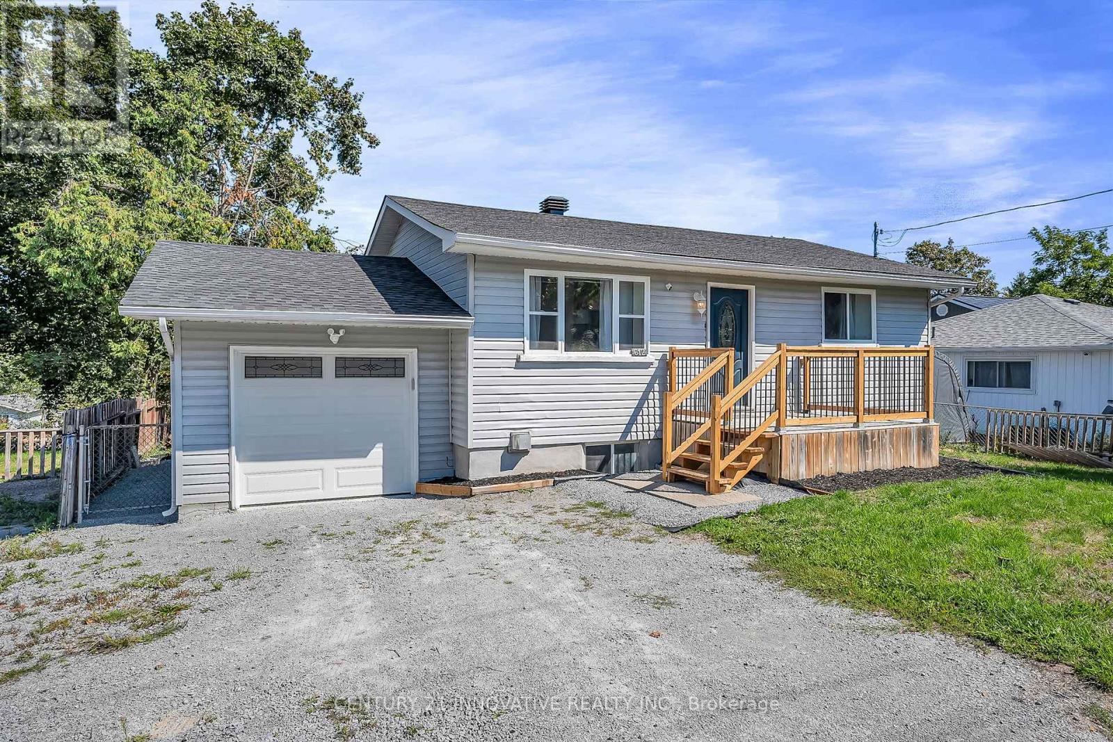 Photo 2 of 612 Simcoe Street, Brock ON