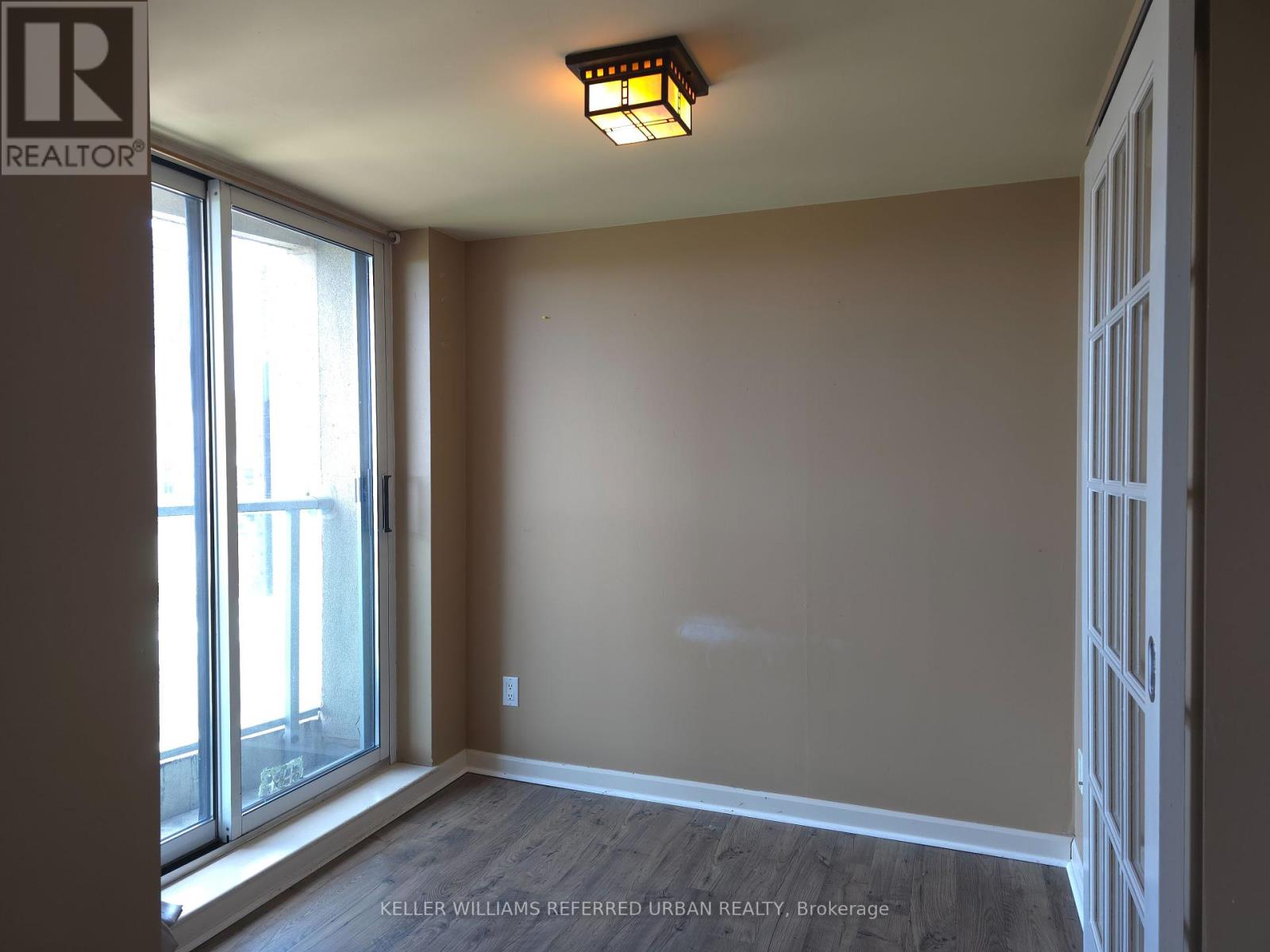Photo 8 of 1908 8 Park Road, Toronto ON
