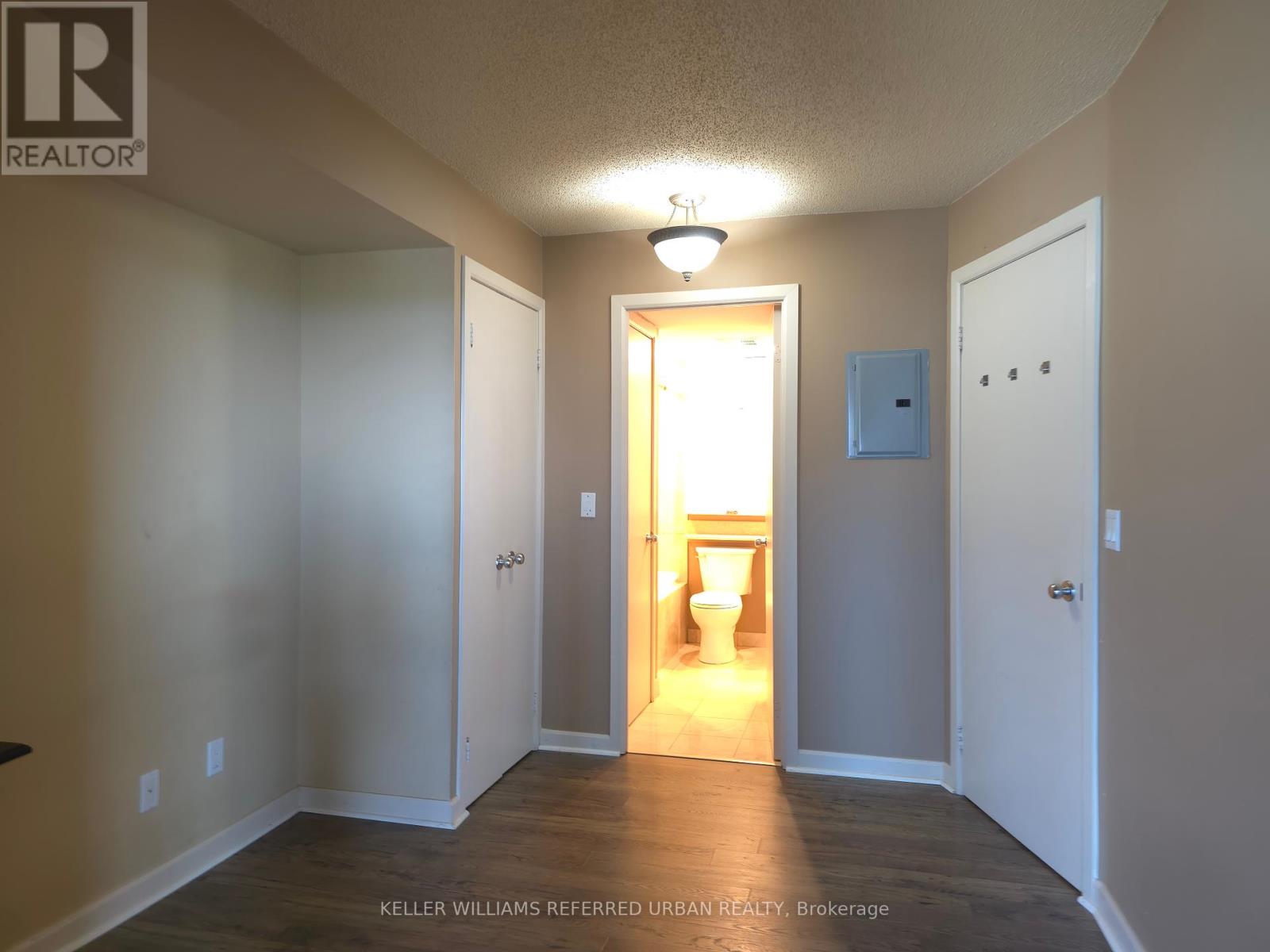 Photo 5 of 1908 8 Park Road, Toronto ON