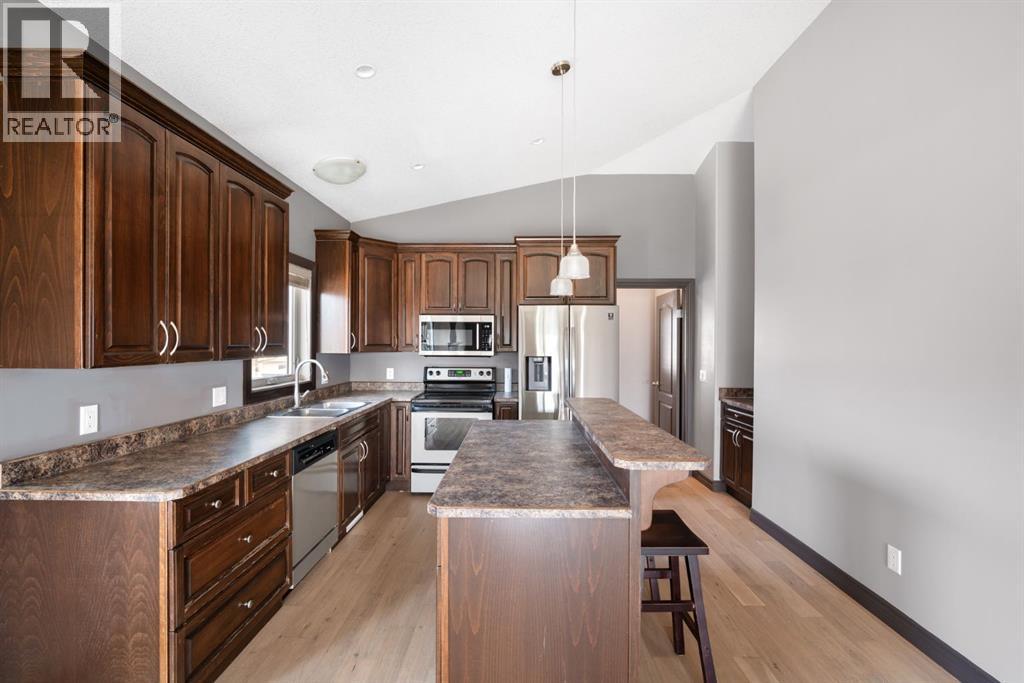 Photo 8 of 314 Plamondon Drive, Fort Mcmurray AB