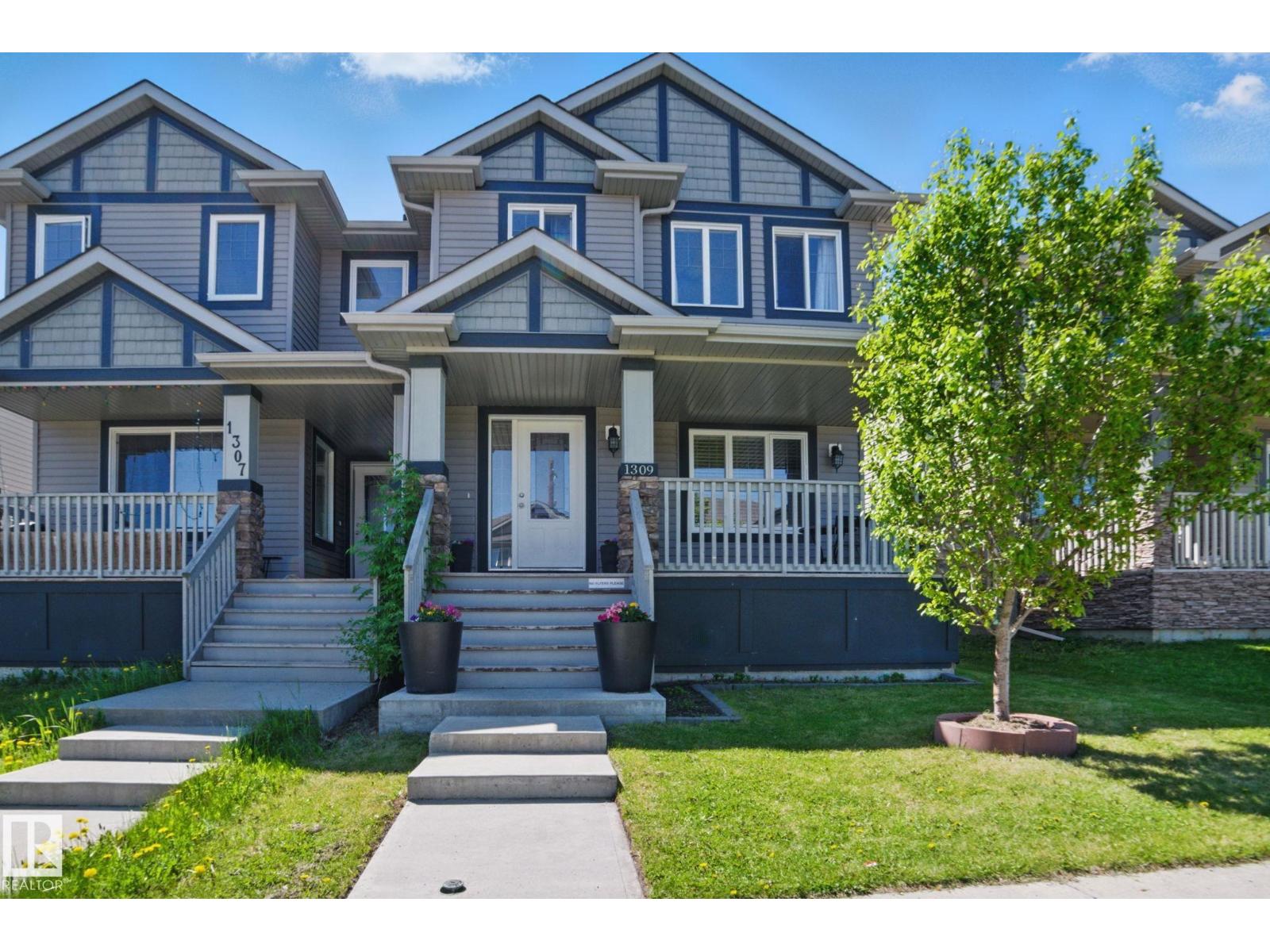 Photo 1 of 1309 30 Av Nw, Edmonton AB