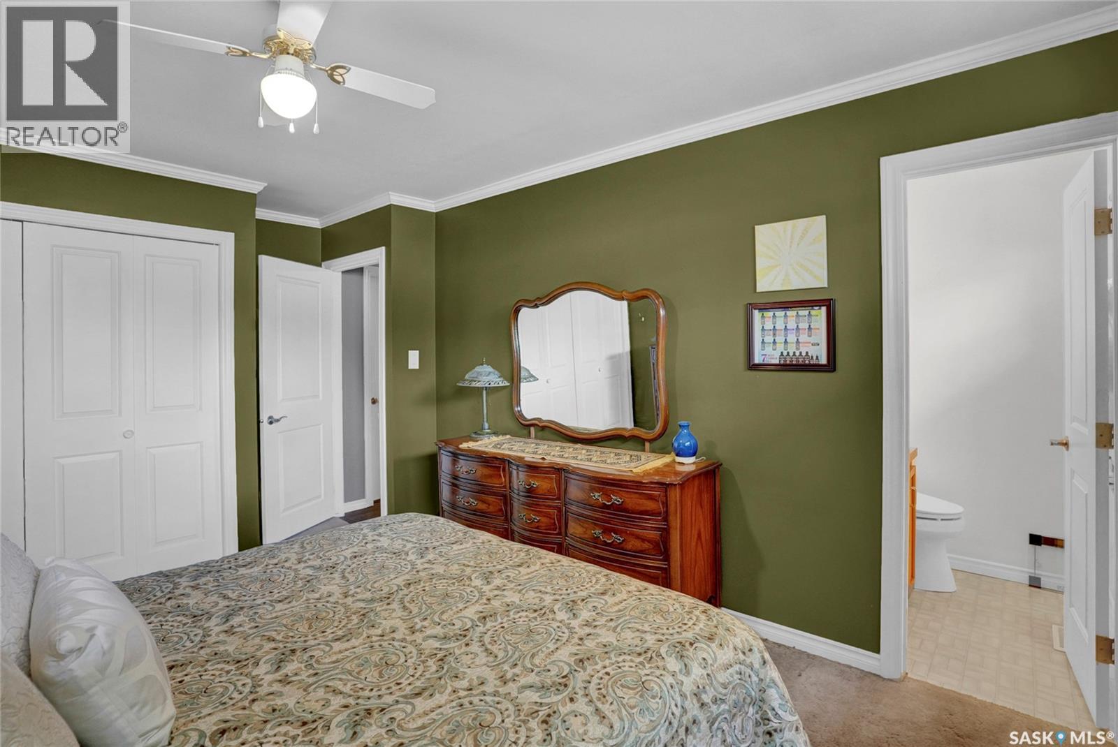 Photo 18 of 66 Kennedy Crescent, Regina SK