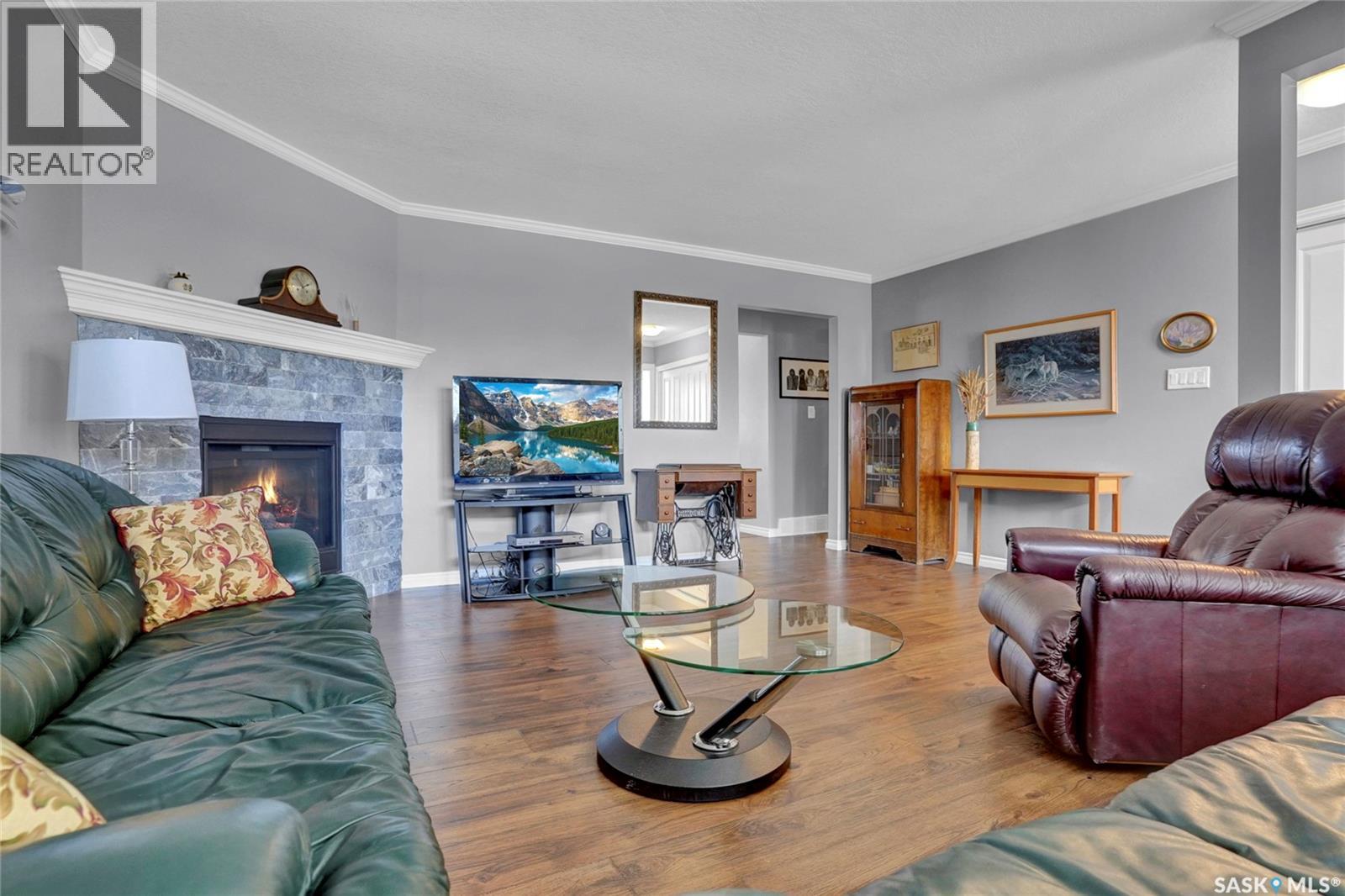 Photo 7 of 66 Kennedy Crescent, Regina SK