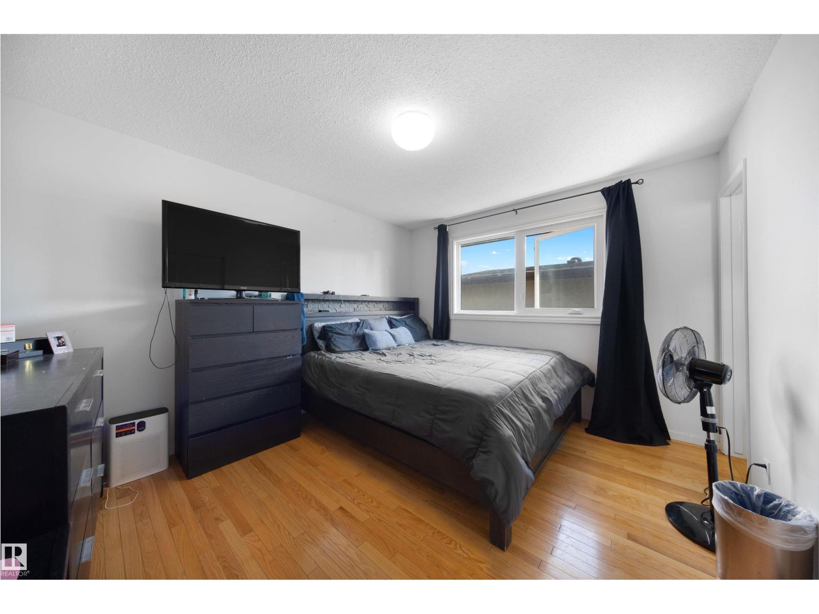 Photo 12 of 11415 148 Av Nw, Edmonton AB
