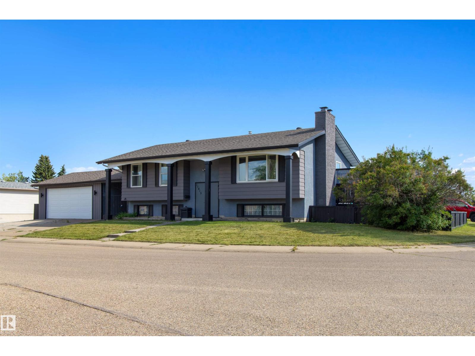 Photo 34 of 11415 148 Av Nw, Edmonton AB