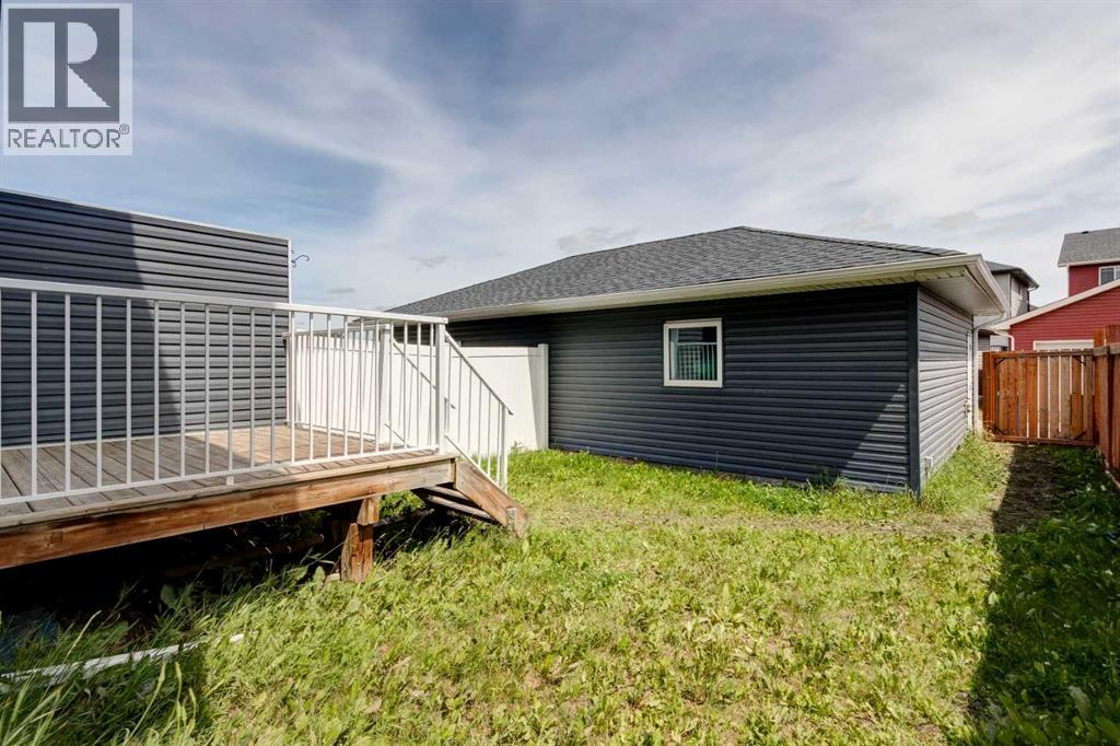 Photo 28 of 69 Willow Drive, Cochrane AB