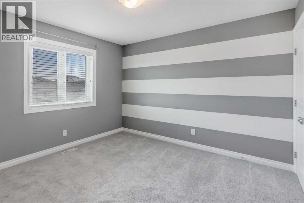 Photo 17 of 69 Willow Drive, Cochrane AB